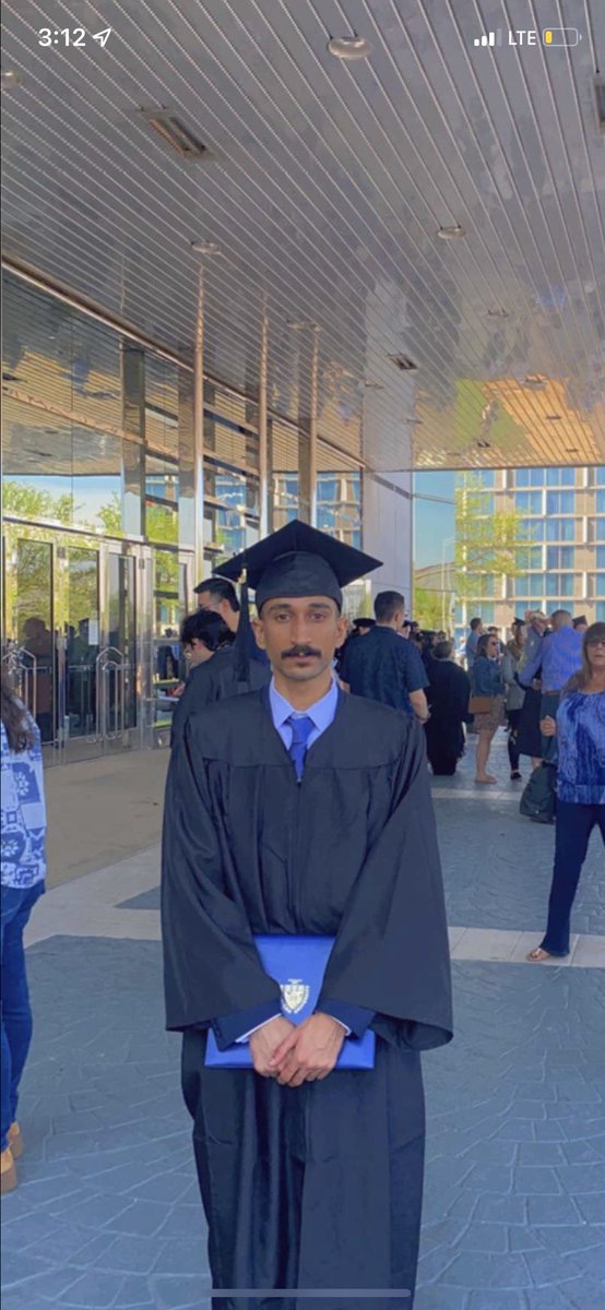 2vdb_'s tweet photo. اللهم لك الحمد والفضل على التمام،
اللهم ليس بجدي واجتهادي انما بفضلك وتوفيقك.
تم تخرجي بكالوريوس من جامعة Dominican University
في تخصص علاقات دولية دبلوماسية 
وماينر في مهارات الاتصال https://t.co/L5IfE0b1sw