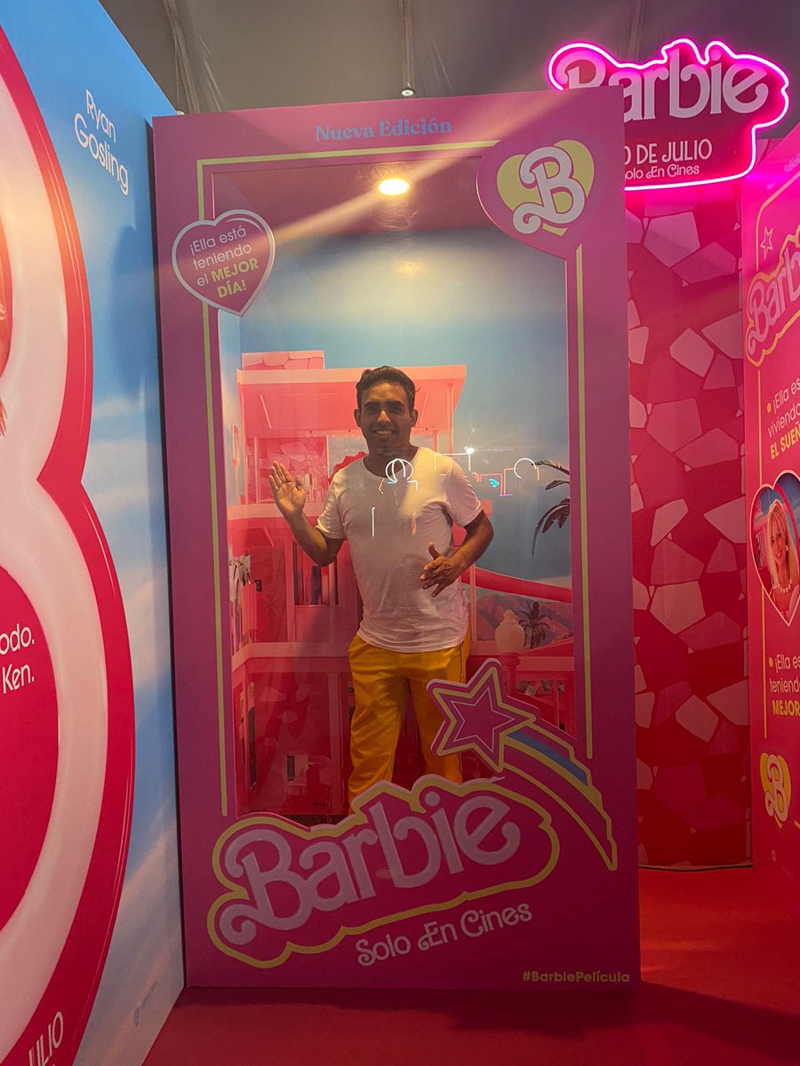 SamuelHurtadoC4's tweet photo. 🎬 ¿Ya se puede sentir la emoción por #BarbieTheMovie?

En cines, julio 2023. https://t.co/5zVwqfbn8A