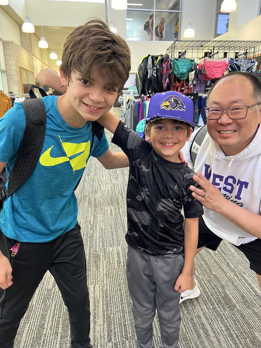 So fun to run into <a href="/JesElementary/">JESElementary</a> students at a <a href="/WExpressSwim/">WEST Express Swim</a> meet at the U of M.