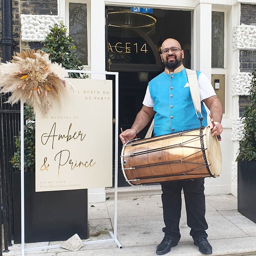 XclusiveServs's tweet photo. Our Dhol Player Kaushik was at Space 14 on Friday for the wedding of Amber &amp; Prince #xclusiveservices #dholplayer #wedding @XclusiveServs https://t.co/QAJe0bVMBb