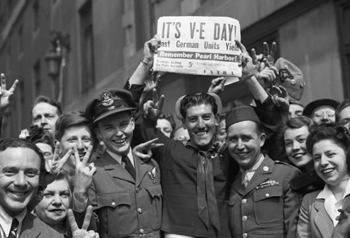 CalendarZCom's tweet photo. Victory in Europe Day marks the end of World War II in Europe after the unconditional surrender of the Axis powers on the 8th of May, 1945. The official surrender of the Axis powers occupying the Channel Islands, however, did not occur until the 9th of May. #08_May https://t.co/UW2tvLWOZs