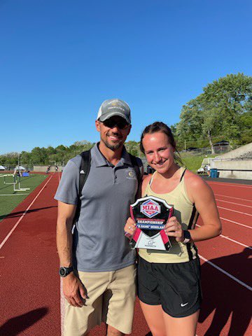 ESUSports's tweet photo. Congratulations to Kynzie Underwood of @EmporiaStTrack for earning the MIAA “A” Game Scholar-Athlete Award. https://t.co/5kTkUk5Yj6