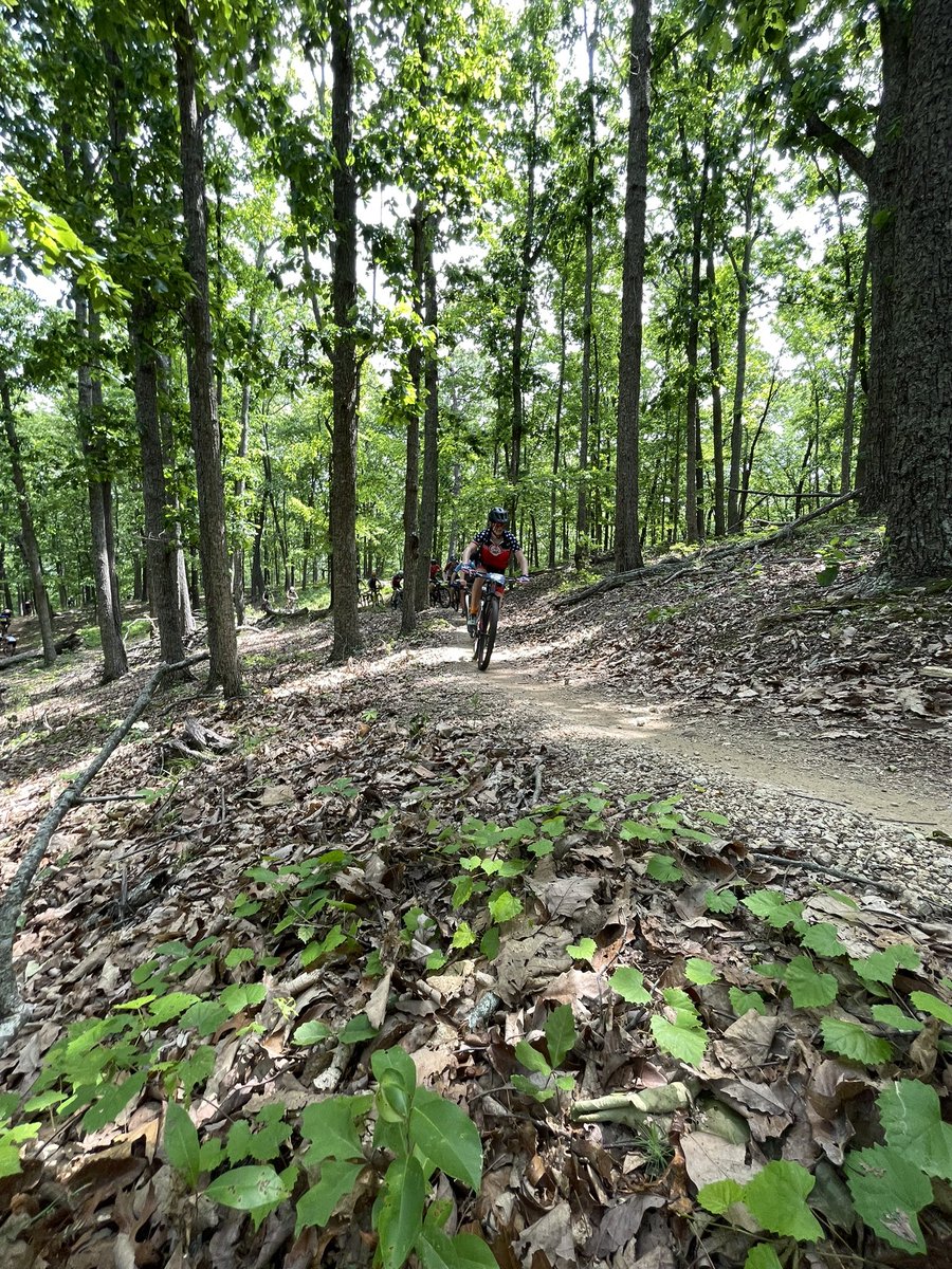 collinsgrayson9's tweet photo. mountain biking state championships!! @hooverbucsmtb https://t.co/S6e4VnzVFp