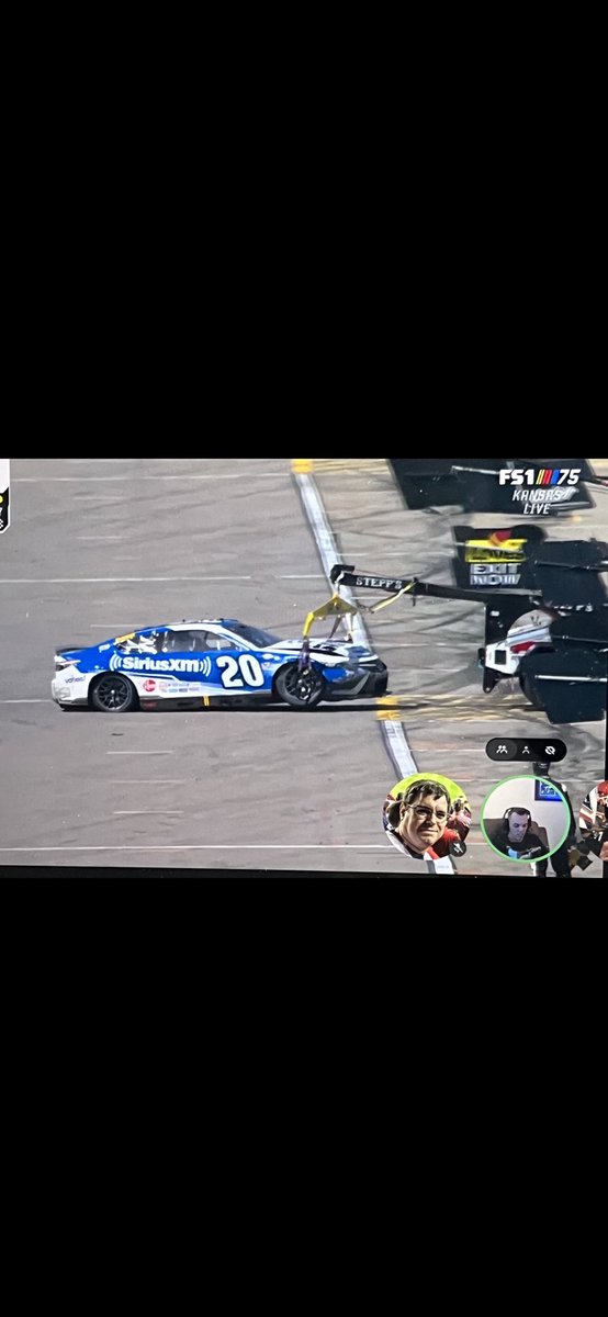 BradRush's tweet image. The moment everyone said damn my bracket is done #NASCAR75 #AdventHealth400 #bracketbusters @DaleJr @dennyhamlin