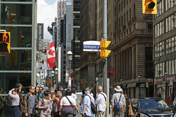 WestImmigrate's tweet photo. A Canadian Work Permit is the fastest route for securing Permanent Residence in Canada 🇨🇦

Apply through Robert Half Canada, Hays Canada and Ranstad Canada which are the leading recruitment firms hiring for Canadian jobs.

Here are the links to submit your CV and apply 👇 https://t.co/HPrnMjrKHQ