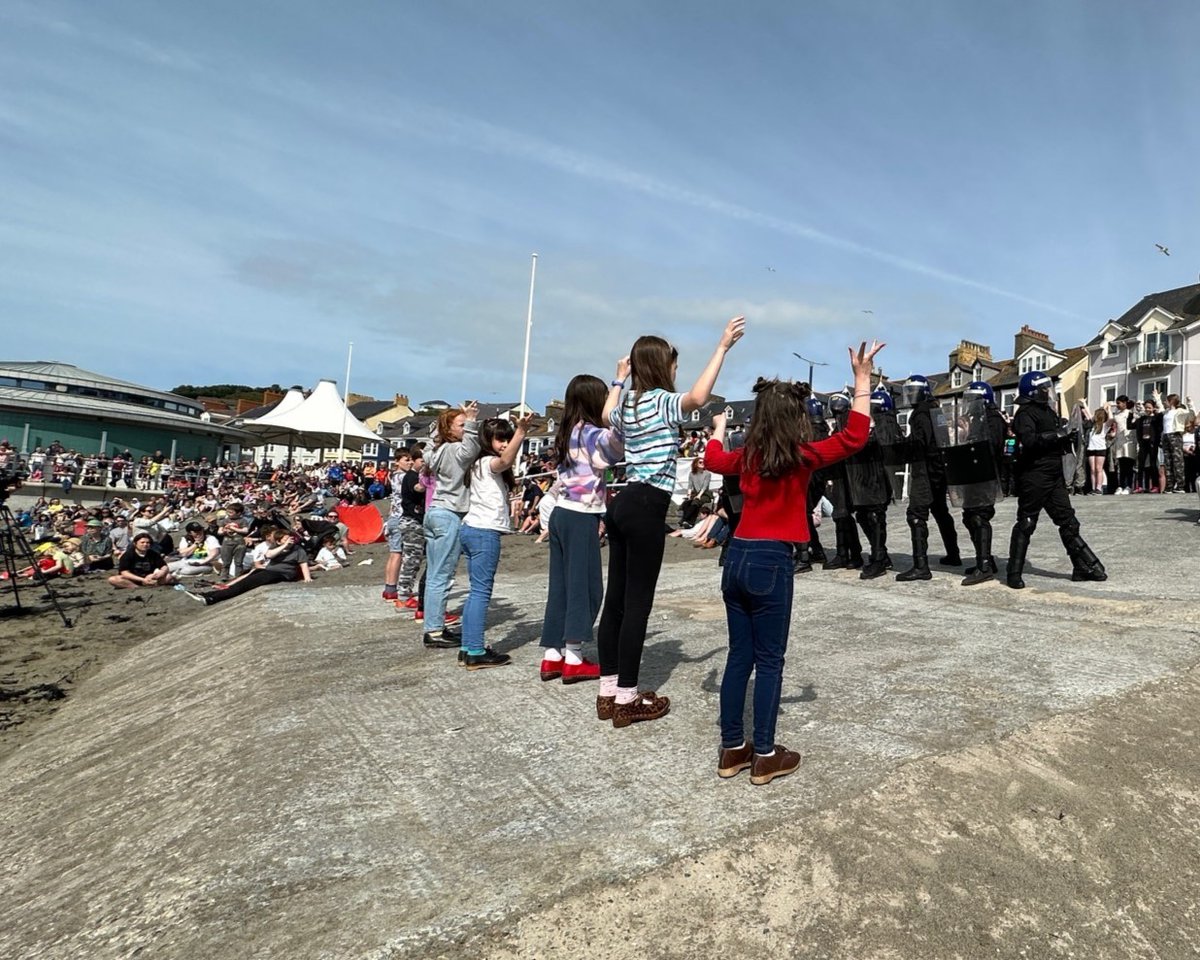 Canolfan y Celfyddydau Aberystwyth Arts Centre tweet media