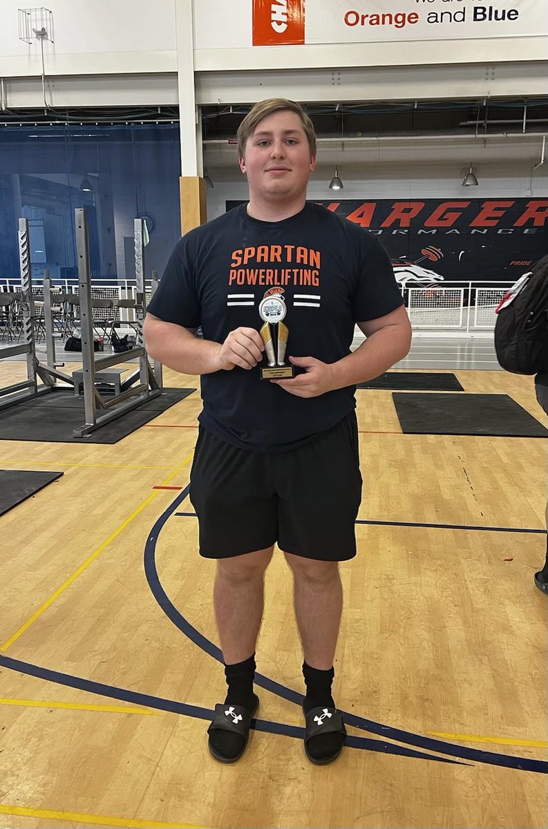 1SpartanPower's tweet photo. Congratulations GAVIN SHAHAN!! 1st Place ⁦@IHSPLA⁩ state tournament and incredible lifts!!!🧡💙 Wishing you the best as you continue your football career ⁦@Mckendree_FB⁩ https://t.co/74l5TTzINE