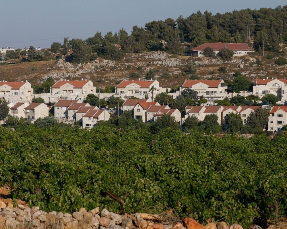 shfanews_net's tweet photo. الاحتلال يخطط لمشروع إستيطاني جديد في رام الله
#فلسطين #Coronatio #خضر_عدنان #Putin #زلزال #الاهلي_بيراميدز #اوراوا_الهلال #تاسي #تشارلز_الثالث #HalaMadrid #FinalCopadelRey23 #هلا_مدريد #SUGA #KingCharles #بهاج #سكربت6 #السودان #بشار_الأسد #عبيد_العتيبي #سوريا #رسالة_اليوم #WOJAK https://t.co/nwQwGQFunw