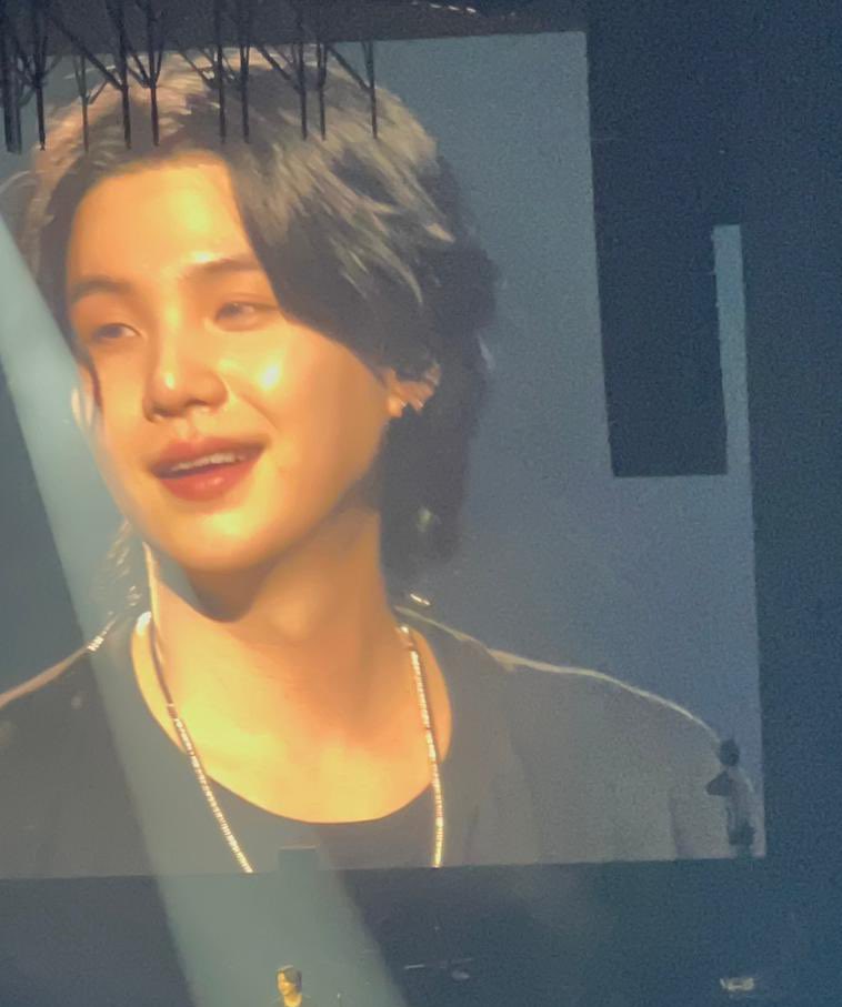 never seen anyone glow this beautiful