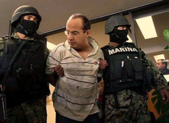 rojotovarich's tweet image. Dicen que de lo más alto de la &quot;estela de luz&quot; (del monumento a la corrupción) se pueden ver con toda claridad a lo lejos, tanto la refinería de Tula y los 1000  hospitales que construyó el Borolas.

Qué tal eh?😆😅😂🤣
#Formula1WorksWithNARCOS