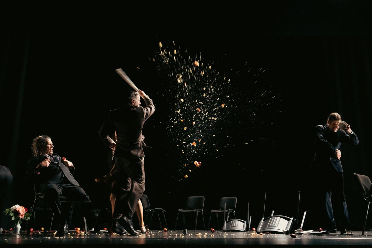 circaire's tweet image. És difícil transmetre amb paraules el que hem viscut aquest cap de setmana però, acabar l'edició així, amb la millor companyia de malabars del món damunt l'escenari i l'Auditori d'Alcúdia ple dalt abaix, això només ho podeu fer possible voltros❤️.

Gràcies per tant, #circaires✨.