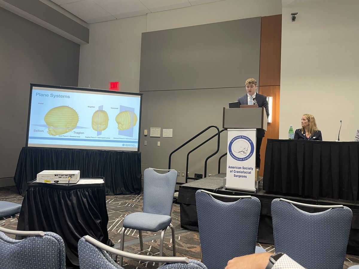 dunson_blake's tweet photo. Grateful for the opportunity to attend ACPAs 80th annual meeting this year! I had an amazing time learning about the latest research and advancements, and sharing our research #acpa #acpa80 #plasticsurgery #craniofacial https://t.co/3h9MRw4kRW