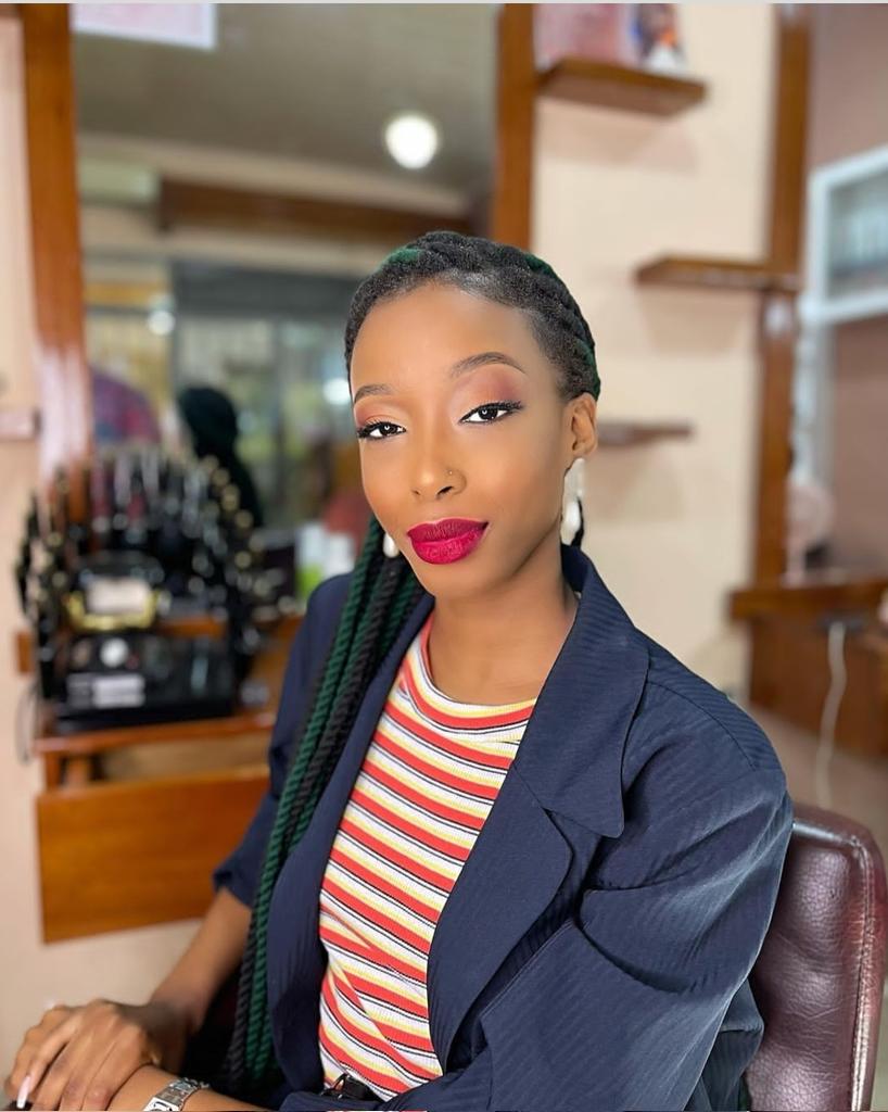 carlyngabire's tweet image. Je m'appelle Carly Darice NGABIRE, et je suis Candidate à la compétition de Miss👑 Burundi 2023 je représente notre belle province de @MairieBuja,je  suis la candidate numéro 23🇧🇮👑

#VOTEFORME 
#MissBurundi2023 
#abatwip