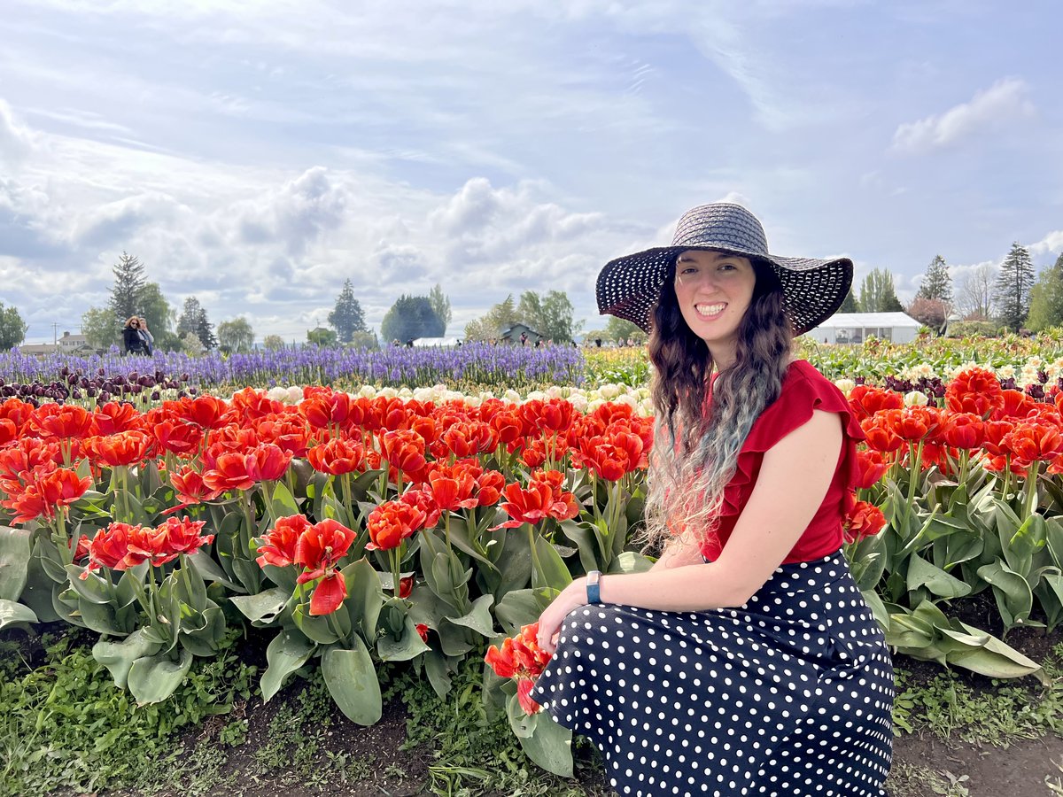 inkspiral's tweet photo. Tulip Festival at @RoozenGaarde! Lovely day out with friends and my amazing partner @CamdensCorner https://t.co/Royhb8SHyU