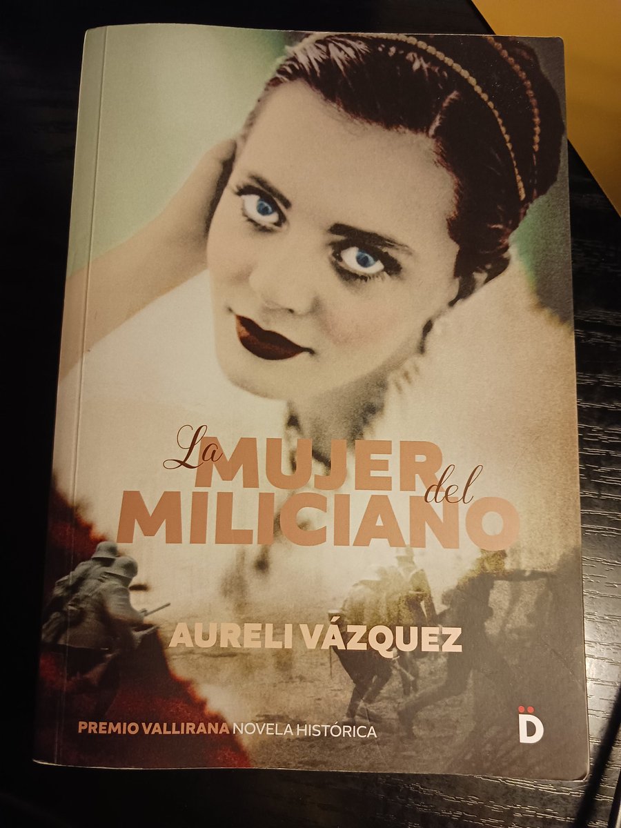Una gran obra d'un gran escriptor.  L'Aureli Vázquez ha escrit  un relat magnífic ambientat a la Barcelona de la guerra civil i protagonitzat per una dona intel·ligent i valenta. Felicitats!