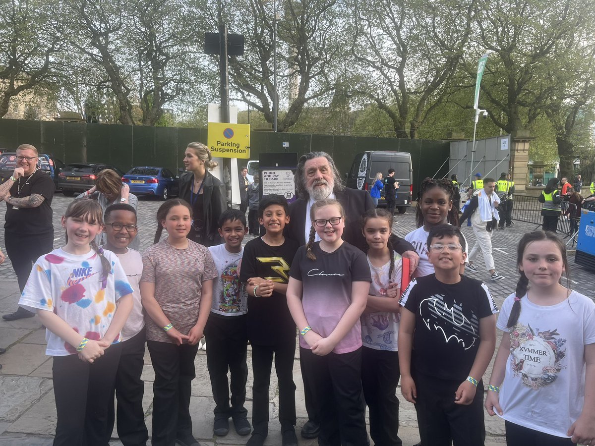 Phoenix Curriculum tweet media