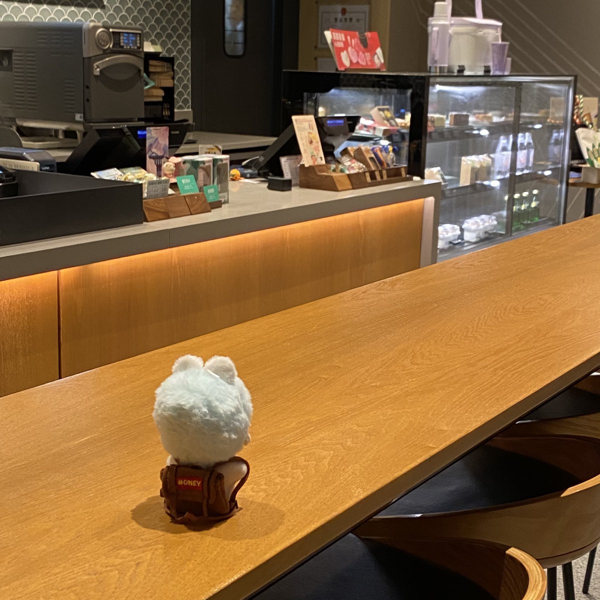 Bunny pie is too cute to be true.🥺
Anyone who wants to get one can contact me right now,(the price is 12000 KRW each),(#‵′),,
#은지원 
#EUNJIWON 
 #G1
#殷志源