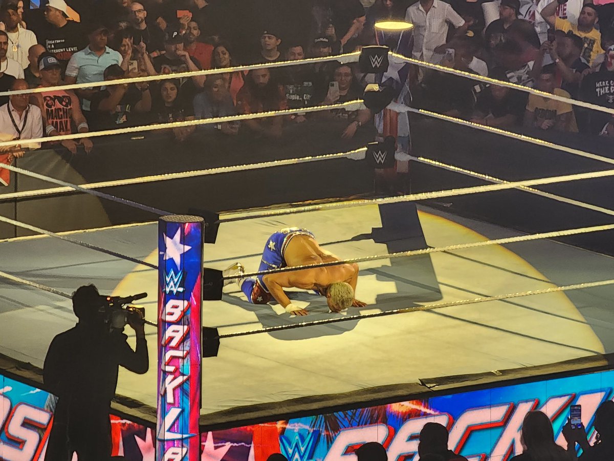 Branchilee's tweet photo. @CodyRhodes Thank you @CodyRhodes ! Hell of a performance last night and a total thrill to have seen it live. https://t.co/6nkQxQpAYO