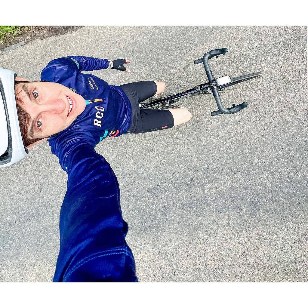nunuboogie's tweet photo. Paul Smith Danger panda
.
.
.
#rapha_rcc #outsideisfree #cyclingphotos #girlswhoride #womenscycling #rapha #whenindoubtpedalitout #lightbro #fromwhereiride #campagnolo #thecyclingculture #rccitl #rideomata #rapha_women #paulsmithxrapha https://t.co/BBkuret9l5 https://t.co/c2yD5uK42I