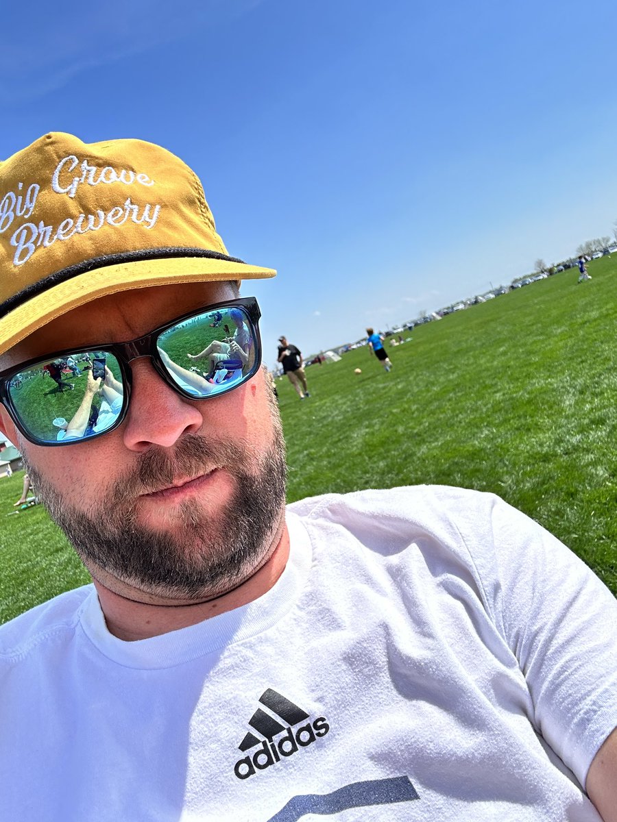 jon_rogers's tweet image. Weather much improved these weekend for soccer dadding 😎