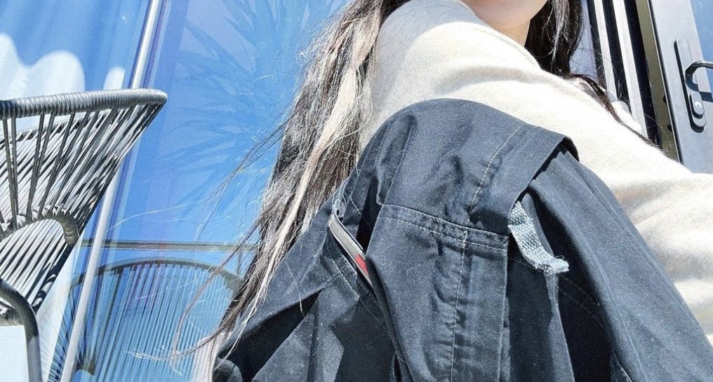 writtenbylali's tweet photo. make a move — a jenlisa tagalog au

       harper has been crushing on sadie since she laid her eyes on her. her friends have been convincing her to make a move but the problem is, she doesn't know how to do it. at all. https://t.co/63njIAlDjA