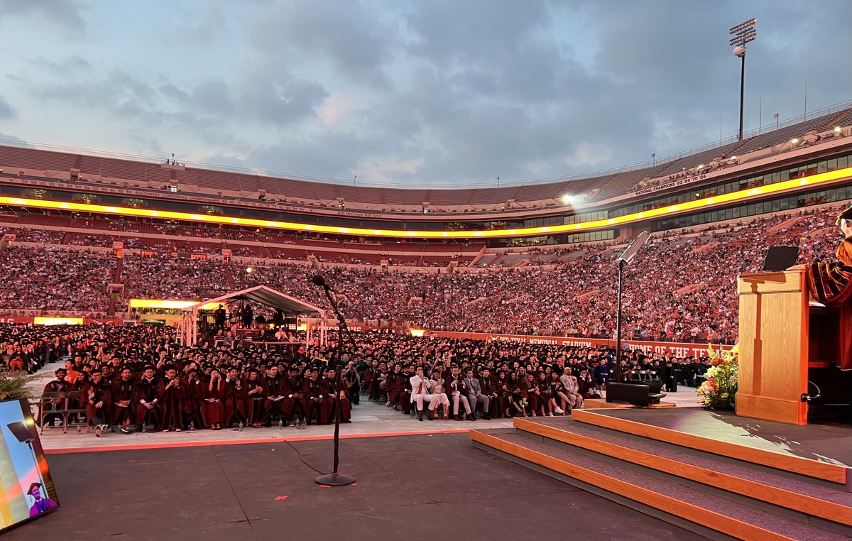 Lillian Mills tweet media