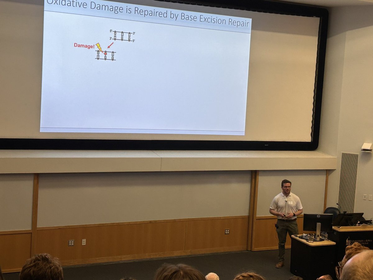 Congrats Ben @benny_ry for winning best oral presentation at the Midwest DNA repair meeting! 🎉👏