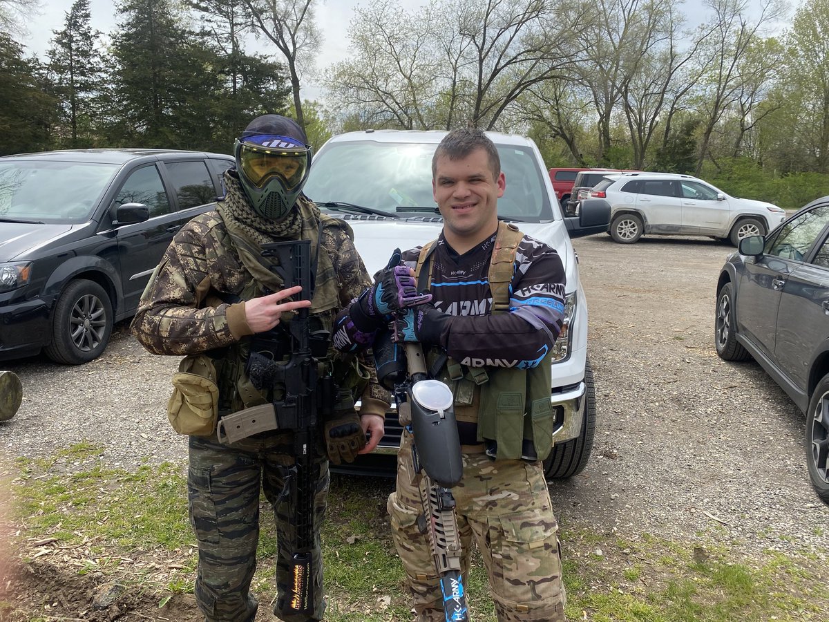 MVP_Divisions's tweet image. Will and Peter representing MVP at Hell Survivirs yesterday!

Peter was wondering if he had paint on his face?