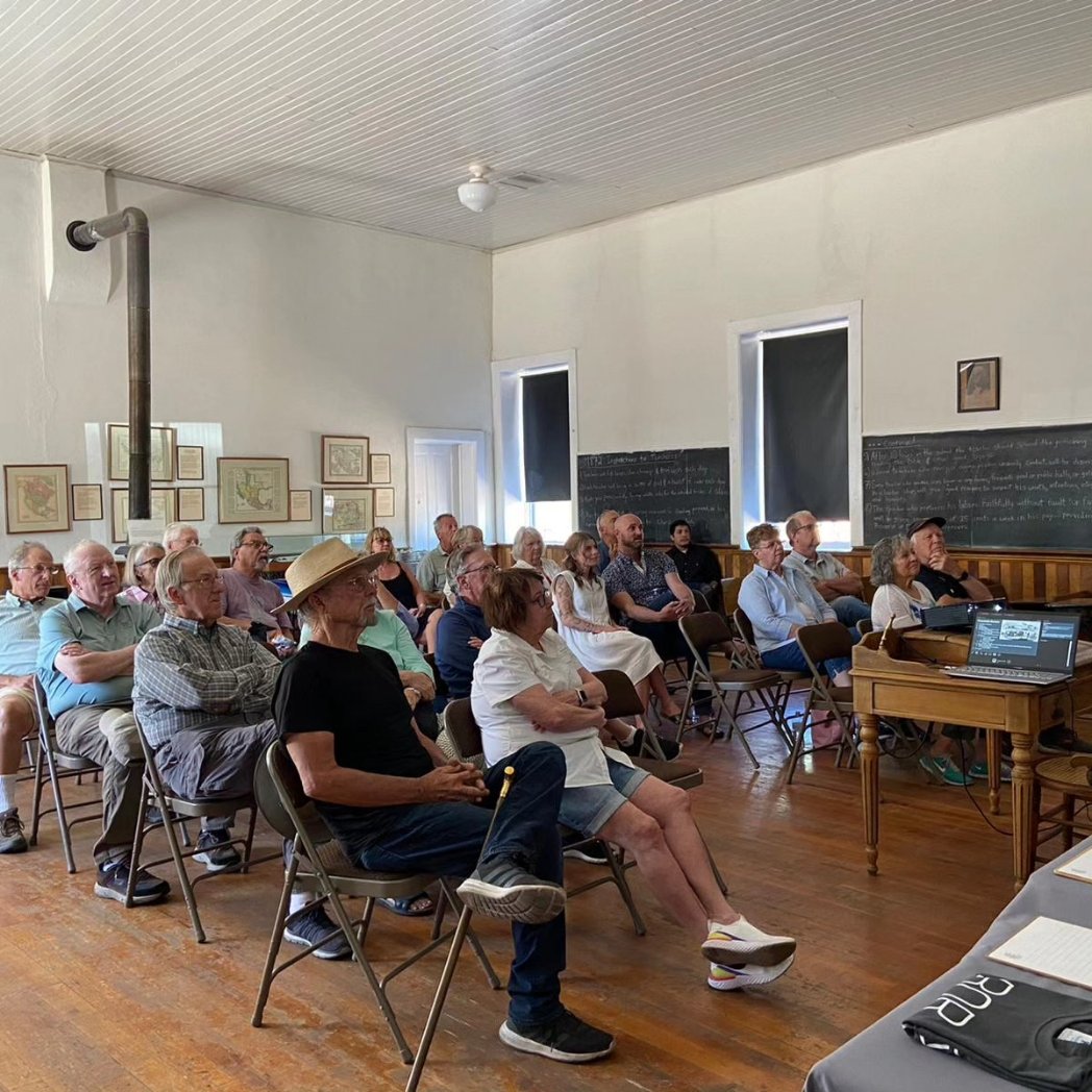 borderlandia_az's tweet photo. 🟡 Full house yesterday for #Borderlandia's public history presentation, "#Filibusters: French &amp; American Incursions into #Sonora!" @TubacPresidio

🟠 Have you heard about the #filibusteros?

🔗 https://t.co/fDfLJEn1hD

#Tubac #Arizona #Mexico #History #Borderlands #Tucson https://t.co/bUJmgAnLXD