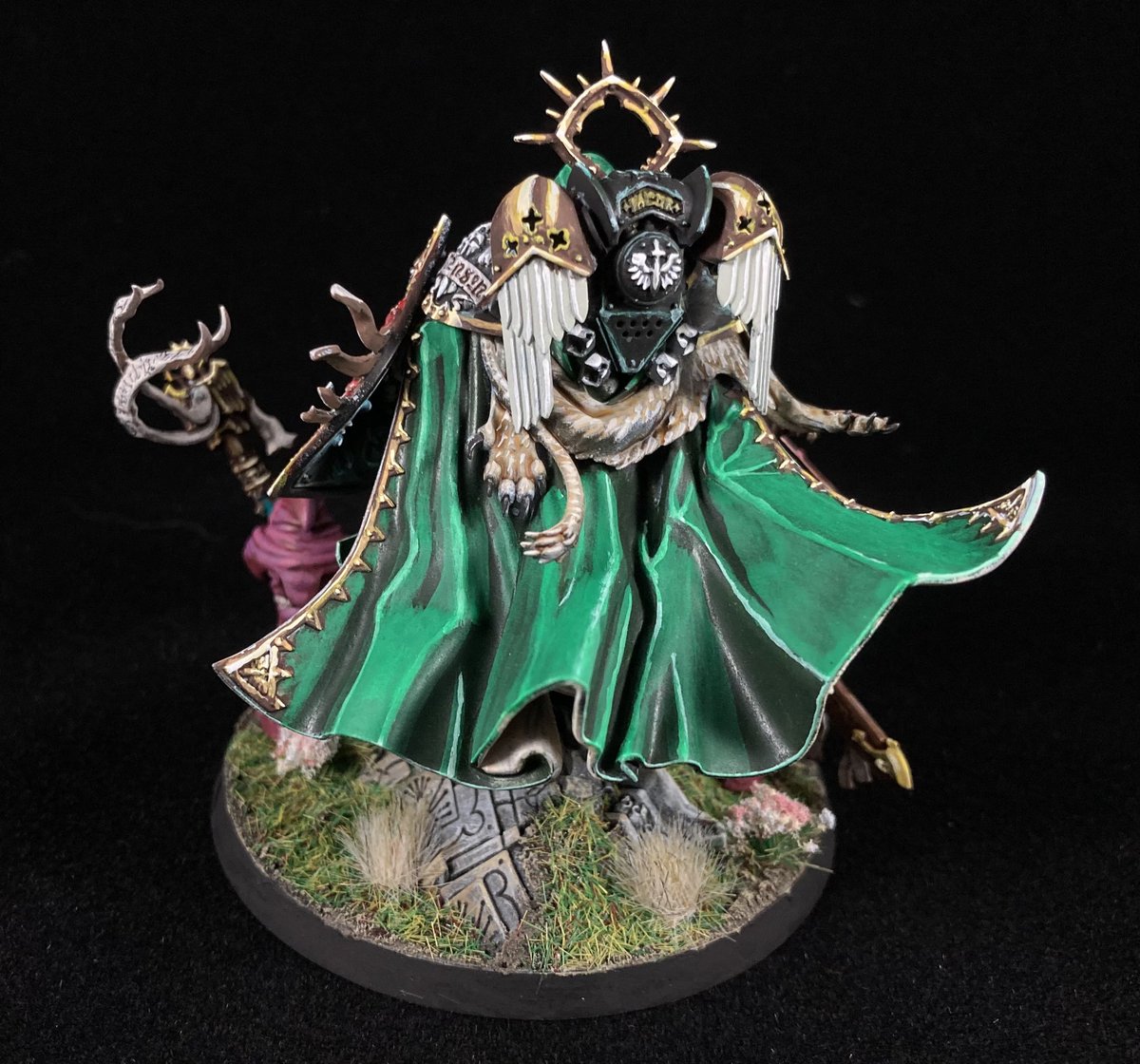 Those Oompa Loompas are really nice for carrying all of his accessories. 

#warhammer