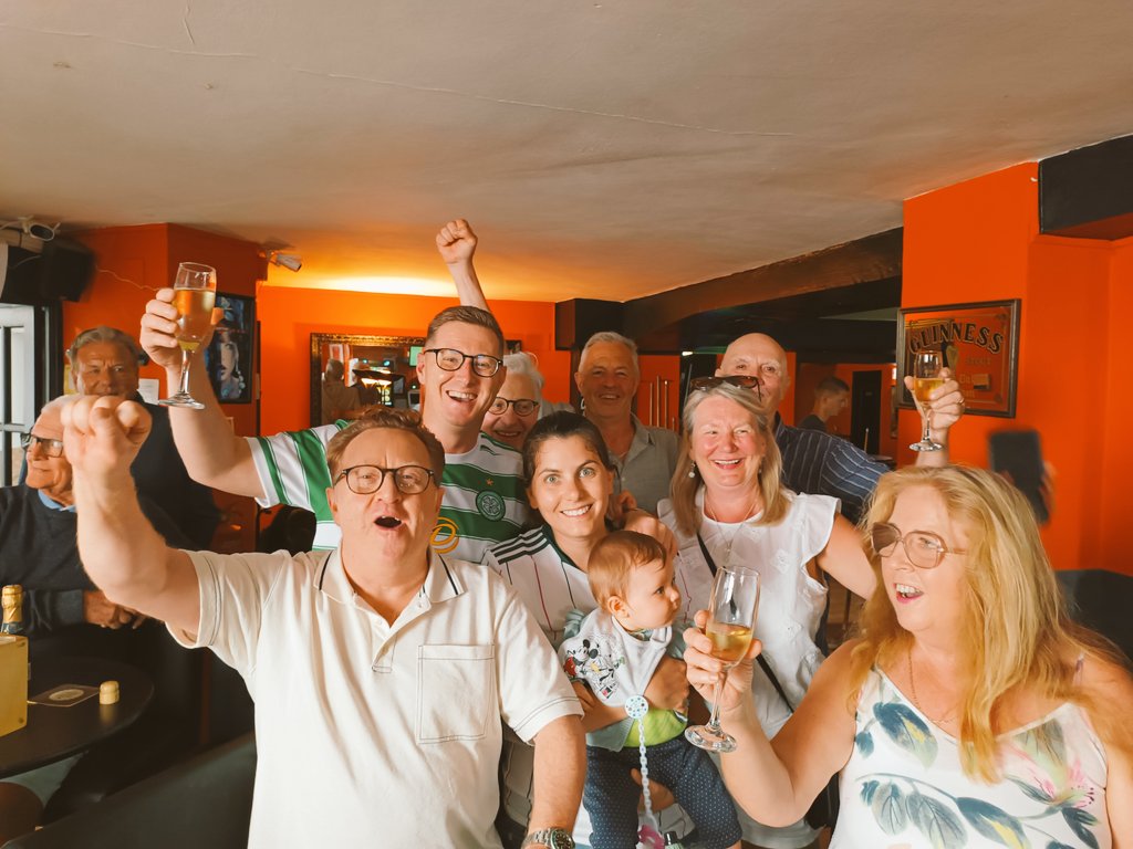 Champagne Sunday in Xàbia! 🍾 #ChampionsAgain! 🇮🇪🍀🏴󠁧󠁢󠁳󠁣󠁴󠁿 #HailHail!