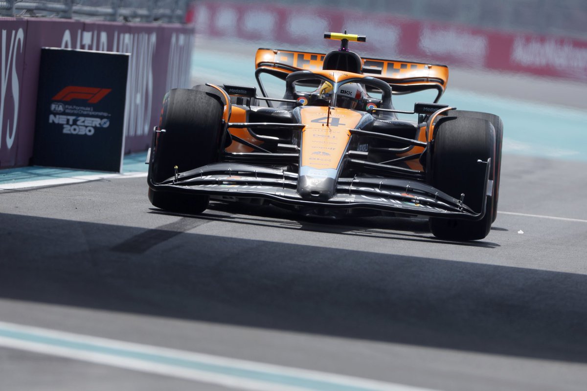 McLarenF1 tweet picture