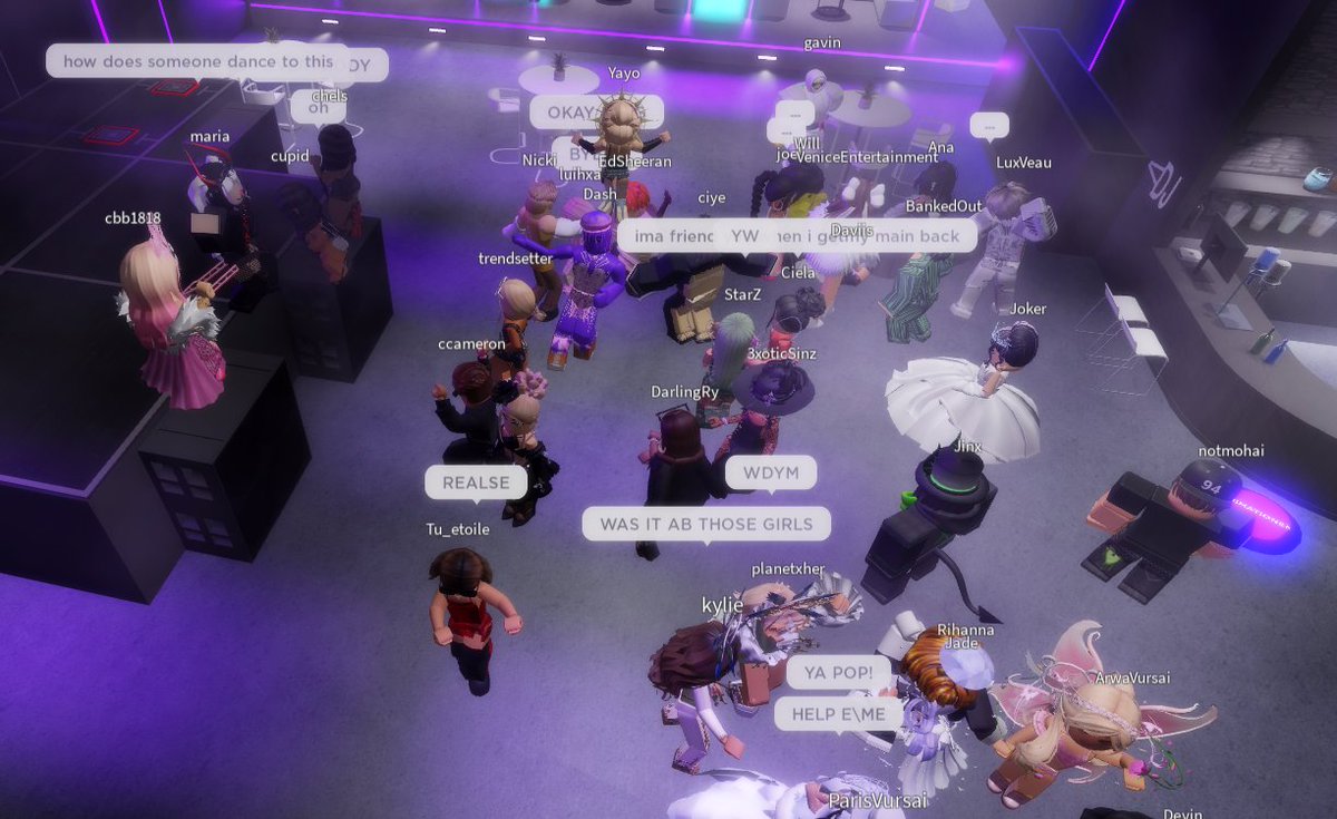 RobloxEndless's tweet photo. .@venice_high Met Gala Afterparty at the NYC Club 🪩 https://t.co/RccBHC4knv