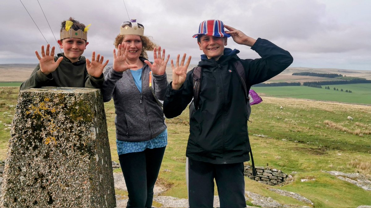 prettejohn's tweet image. The PJ Family completed an epic 24 Tors walk wearing crowns in 8 1/2 hrs on #Dartmoor including King's Tor to celebrate the #Coronation in aid of the brilliant @Mount_Kelly charity @SchoolinaBag1
justgiving.com/fundraising/mo…
