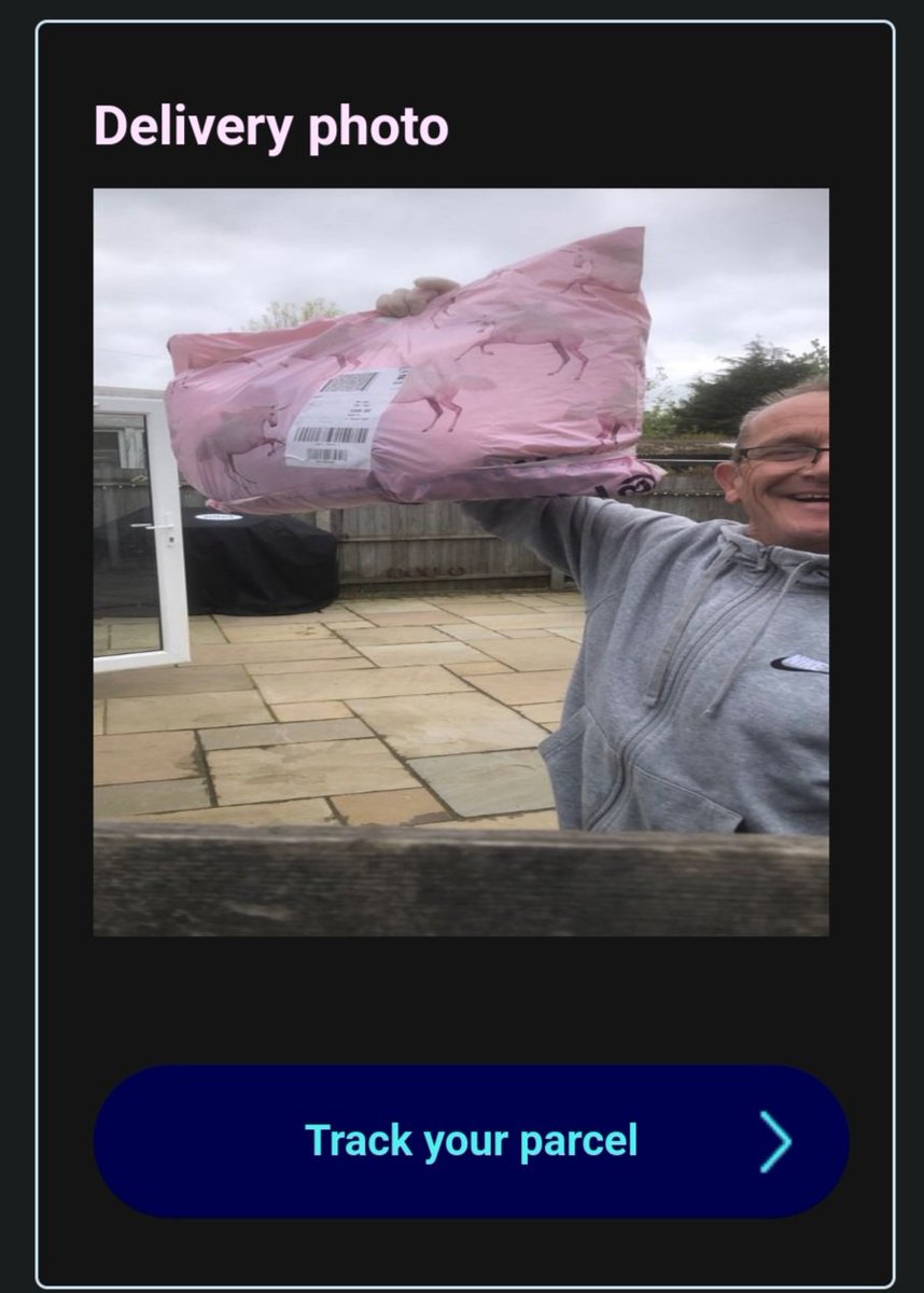 cakecore90's tweet photo. Had a parcel delivered down to Matts dad's address and got an email saying it had been delivered with a proof of arrival photo... Gary looking delighted with himself 😭😭🤣🤣 https://t.co/rz1jlkZOVo