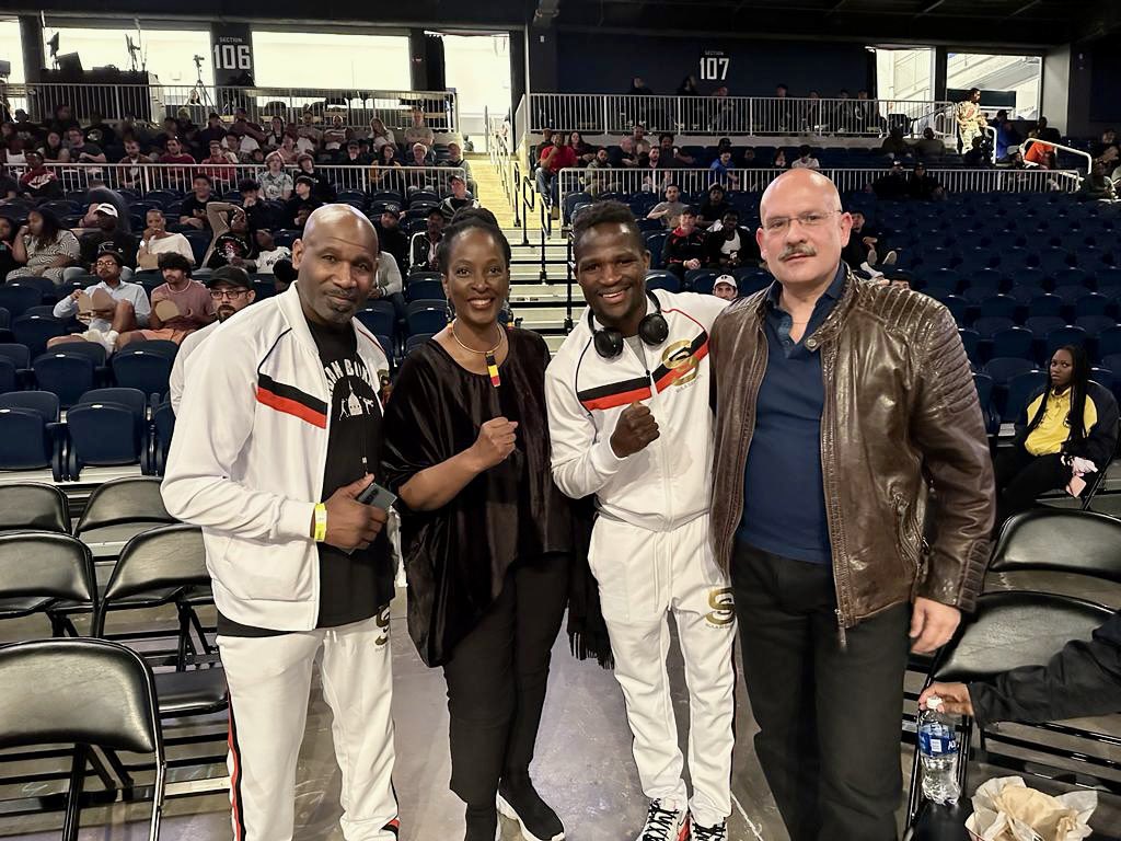 RobieKakonge_'s tweet photo. Ugandan USA-based boxer, Sulaiman Segawa wins against Lopez in #BeltwayBattle4
Truly honored & proud to witness this championship alongside #TeamSula
Thankful for a special shared moment in #SportsDiplomacy as l watched alongside Croatia’s Ambassador to USA, H.E. Pjer Šimunović https://t.co/JEQlK90Kxx