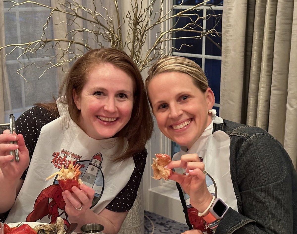 Tess Aulet (@tessaulet) on Twitter photo Amazing meeting as always #NESCRS. So great to spend time with my cofellow <a href="/LaheyColoRectal/">Lahey Colon and Rectal Surgery</a>. Now off to the next...Chicago here I come! #DDW2023 Amazing meeting as always #NESCRS. So great to spend time with my cofellow <a href="/LaheyColoRectal/">Lahey Colon and Rectal Surgery</a>. Now off to the next...Chicago here I come! #DDW2023