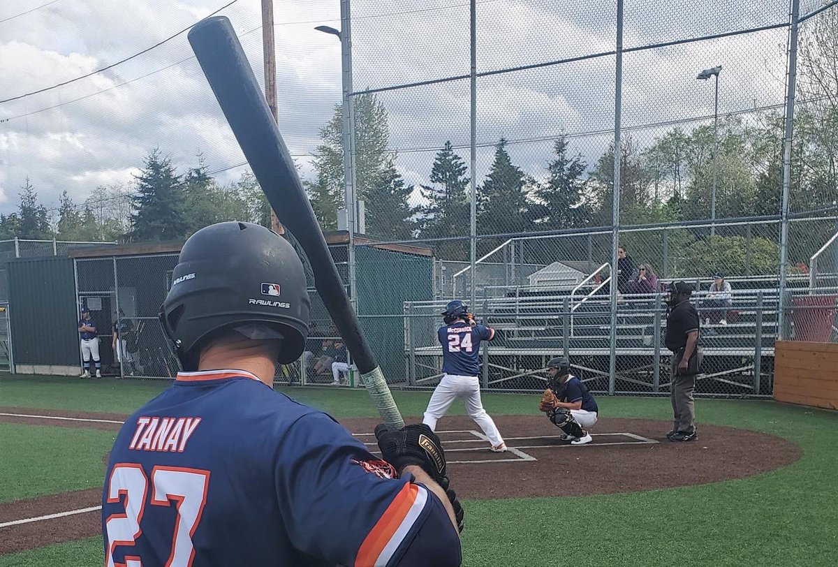 PSSBLBaseball's tweet photo. The 2023 PSSBL Season finally kicked off on Saturday after Friday's rainout. 🌧️⚾️ Check out these pics from the Cascade Rays vs. Tigers game at Mountlake Terrace High School. #PSSBL #OpeningDay #CascadeRays #Tigers #SeattleBaseball https://t.co/GR5dU84AXu