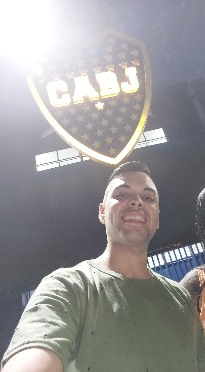 L_Gabriel94's tweet photo. Si sos #TeamBoca dale RT Y 🖤
HOY GANA BOCA 💙💛💙 https://t.co/ZA6uFZXGpC