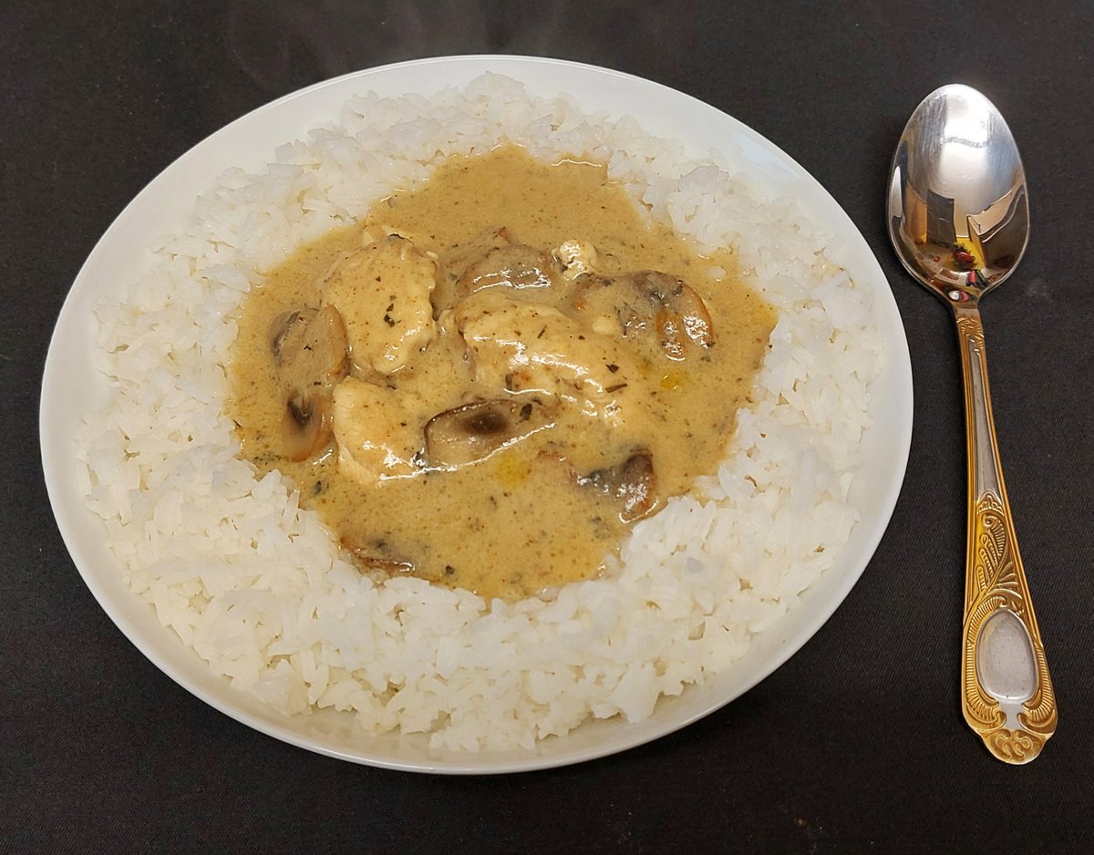 Tonight: Chicken curry with rice.