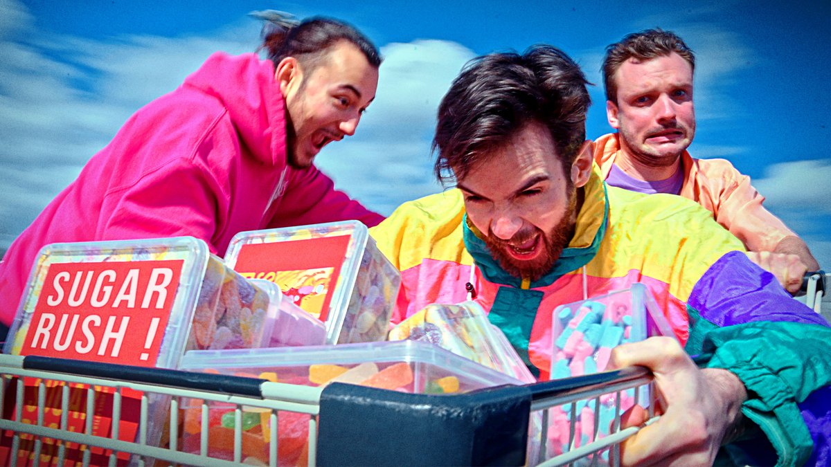 Mon nouveau clip "Sugar Rush" est arrivé ! 
🔥🍬🔥

📺 youtu.be/cCCBm3YAOR0

Premier single de mon nouvel EP #Bengal qui sortira ses griffes le 22 Mai prochain !

À consommer sans modération !

Bisous.