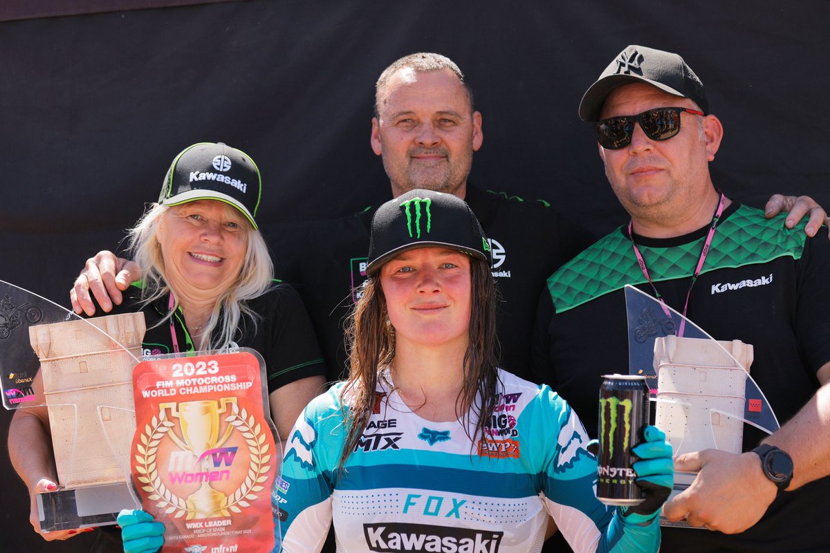 Kawasaki Racing (@racekawasaki) on Twitter photo Back On Top 🏆
<a href="/DixonRacingTeam/">Bike It Kawasaki</a>’s <a href="/CDuncan151/">Courtney Duncan</a> rode her KX250 to the top step of the podium at this weekend’s <a href="/mxgp/">MXGP</a> in Spain, earning her 21st career GP victory and moving into the FIM World WMX Women’s Motocross series lead.
#Kawasaki #RaceKawasaki #MXGP #WMX Back On Top 🏆
<a href="/DixonRacingTeam/">Bike It Kawasaki</a>’s <a href="/CDuncan151/">Courtney Duncan</a> rode her KX250 to the top step of the podium at this weekend’s <a href="/mxgp/">MXGP</a> in Spain, earning her 21st career GP victory and moving into the FIM World WMX Women’s Motocross series lead.
#Kawasaki #RaceKawasaki #MXGP #WMX