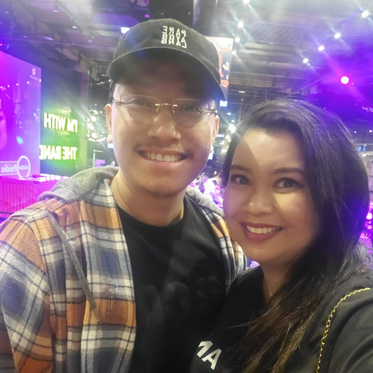 itsninastar's tweet photo. Had soooooo much fun at the @TwitchGTA social last night!! So great to catch up with friends I haven't seen in irl in YEARS!! Can't wait for the next one ๐ @Twitch #TTCHYPE https://t.co/BqXTxpM6df