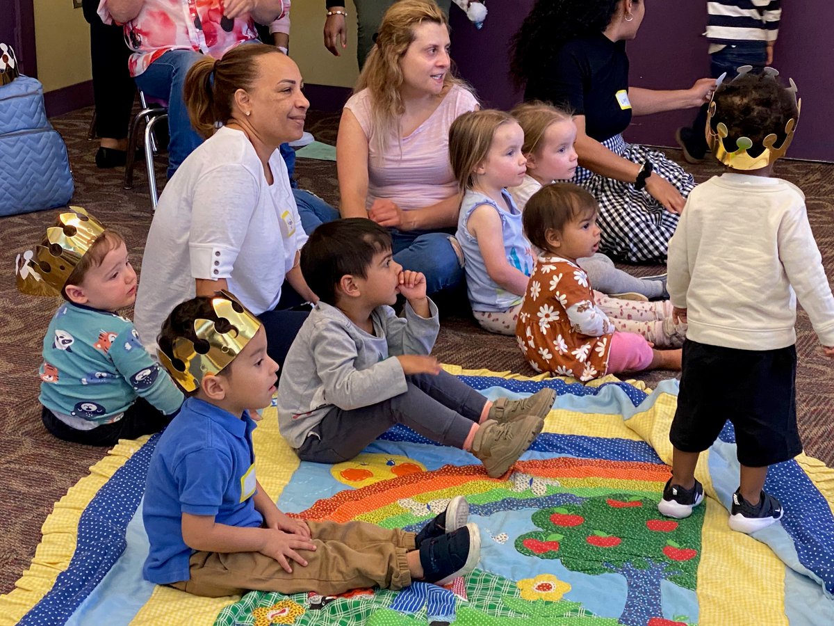 WJCS Early Childhood Programs #ParentChild+ home visiting program in #WhitePlains celebrated National Association for the Education of Young Children (<a href="/NAEYC/">NAEYC</a>)'s #WeekoftheYoungChild &amp; #ElDiadelosNinos at the <a href="/WhitePlainsLib/">White Plains Library</a>! #WOYC #childdevelopment #earlyliteracy #earlychildhood