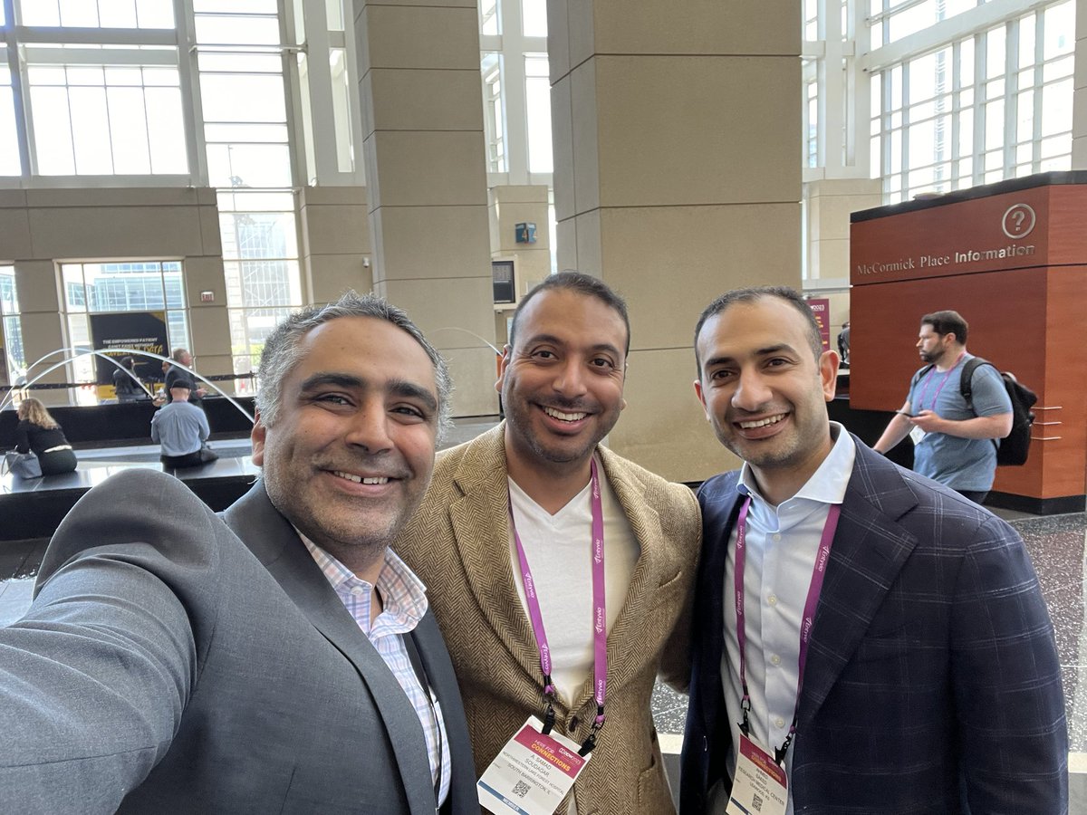 The part I love most about @DDWMeeting is to connect and catchup with colleagues like my #GITwitter friends @DrSaeeeed and @SoudagarGIMD ! #DDW2023 #DDW23 @BIDMC_GI @ASGEendoscopy @AmerGastroAssn @AmCollegeGastro