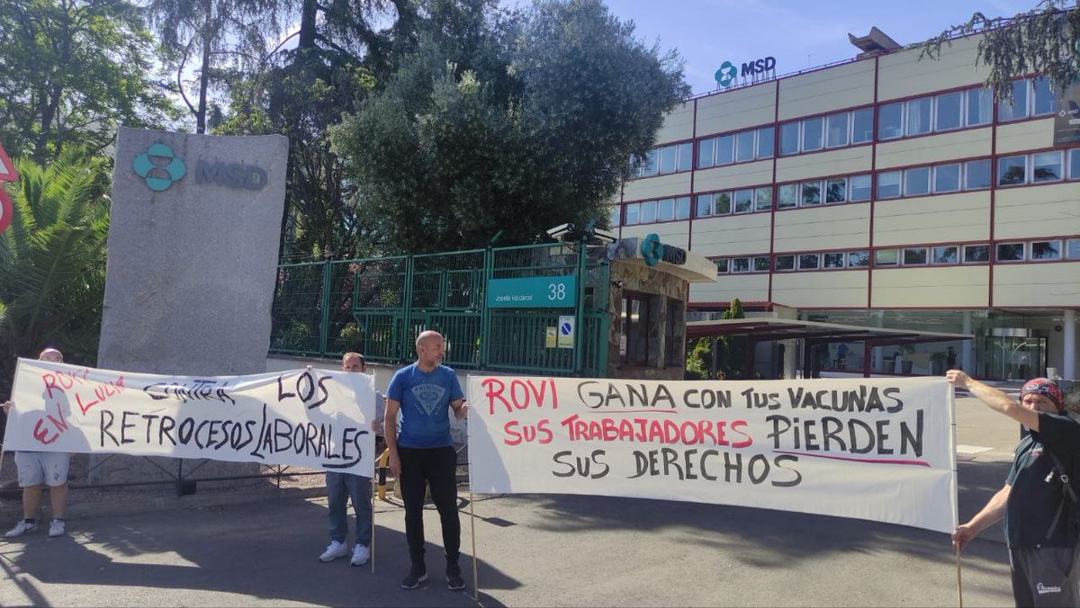 Este viernes cambiamos de lugar nuestra reivindicación. No cejaremos en nuestro empeño hasta que la empresa se siente a negociar. ¡Por nuestros derechos!