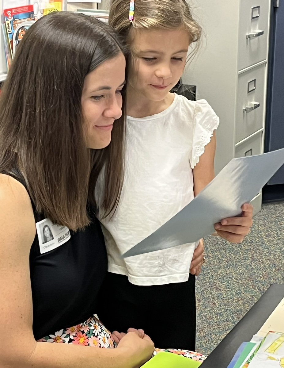 lisaporito's tweet photo. Favorite day in 1st grade!Proud students, proud families!!! Reading Cafe 2023 was a huge success!!! @MinshewColts1 ♥️🐴#readersareleaders #YouBelongMISD #myMISD https://t.co/IRyaylH1FY