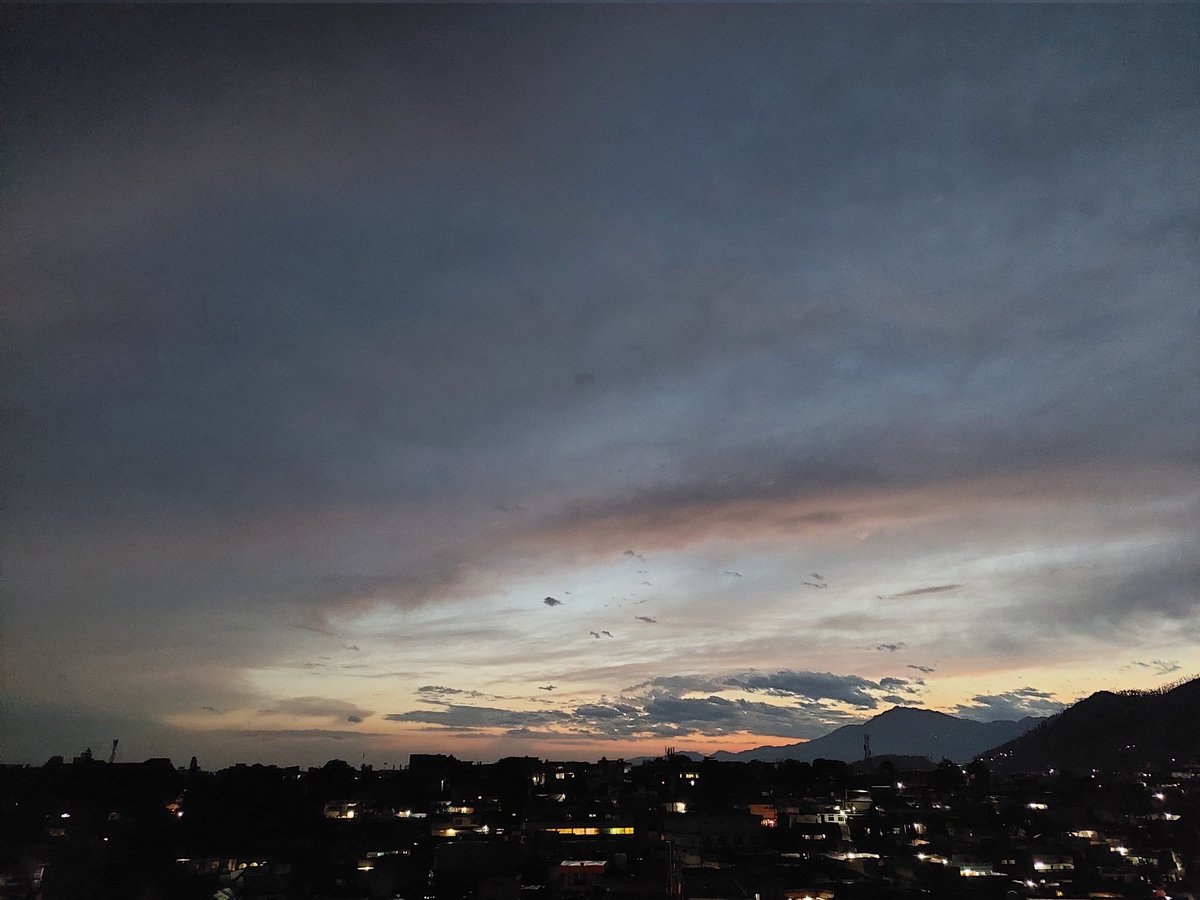 ureeebaba's tweet image. #night #staybless