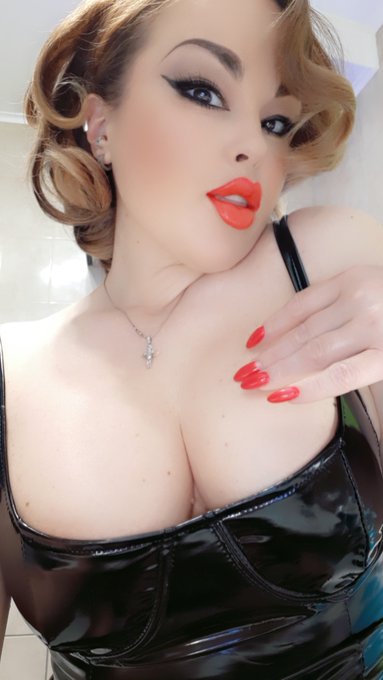 ON #worship #cuckoldwife #latexfetish https://t.co/UCOrIBQ2nL<a href="/tag/worship"class="tags">#worship</a><a href="/tag/cuckoldwife"class="tags">#cuckoldwife</a><a href="/tag/latexfetish"class="tags">#latexfetish</a>