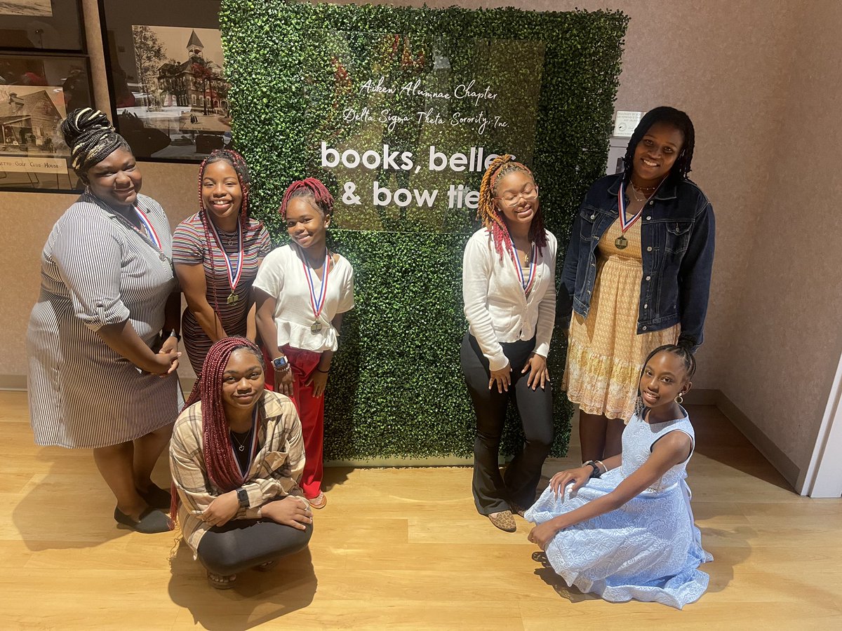 schofieldmiddle's tweet image. Sister2Sister was recognized at the Delta Sigma Theta Sorority, Incorporated Aiken Alumae Chapters Books, Belles, and Bow Ties event for participating in the Book Club.  We appreciate our community partners! #GORams
